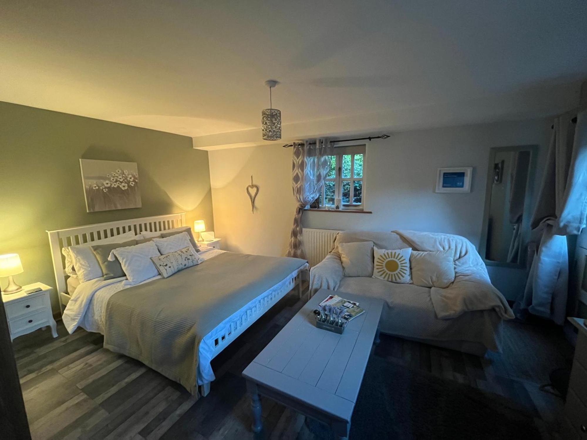 Pear Tree Cottage Courtyard Kinton Bagian luar foto
